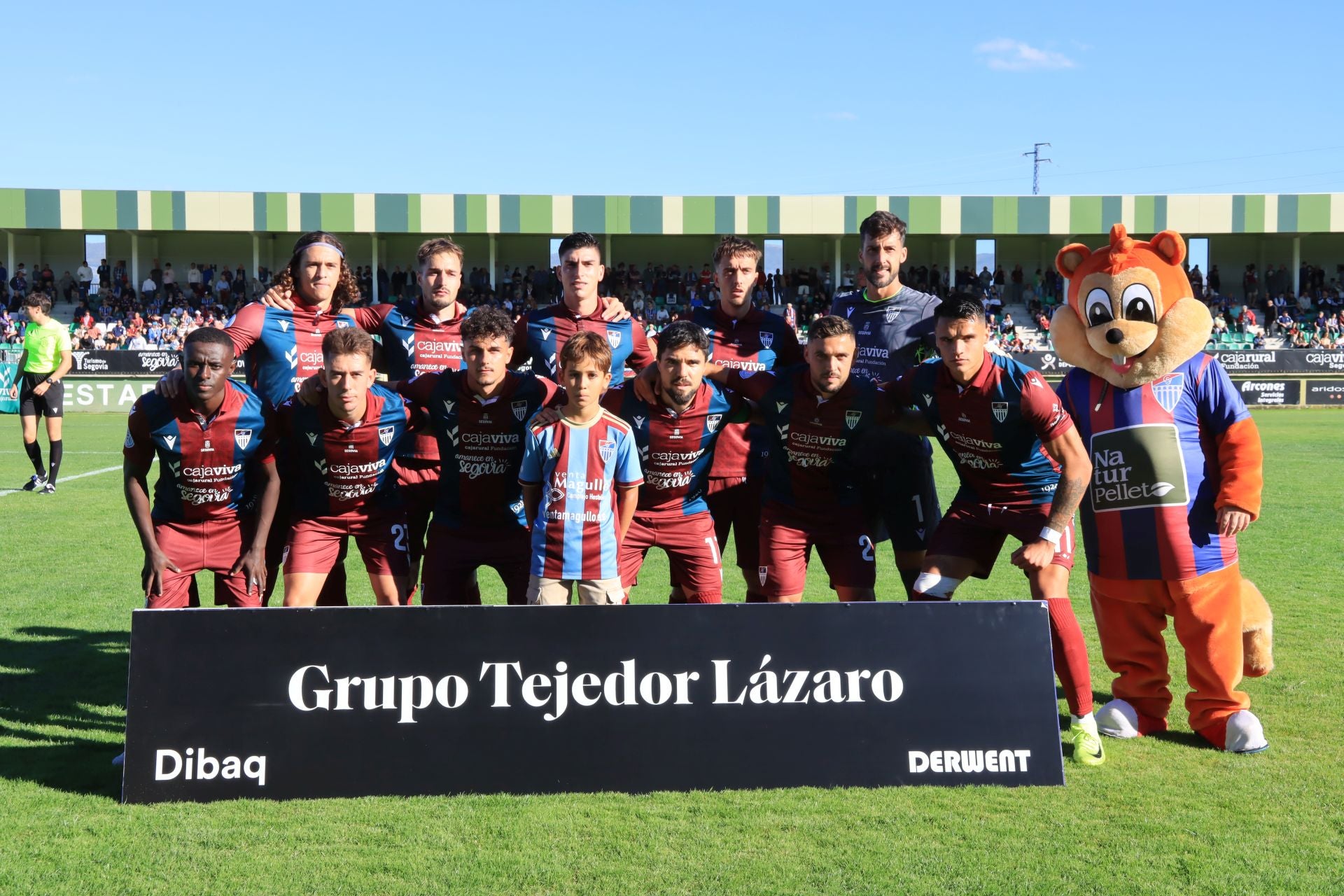 Fotos del triunfo de la Segoviana ante la SD Sarriana