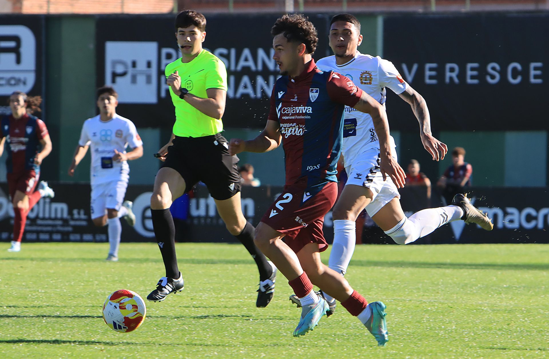 Fotos del triunfo de la Segoviana ante la SD Sarriana