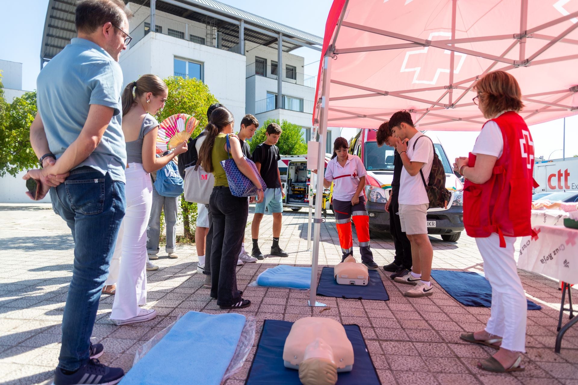 Conoce qué hace Cruz Roja Palencia y cómo es por dentro