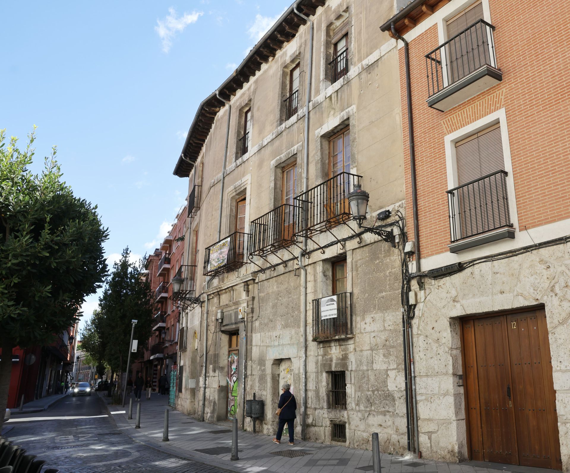 Exterior del palacete del número 14 de la calle San Martín.