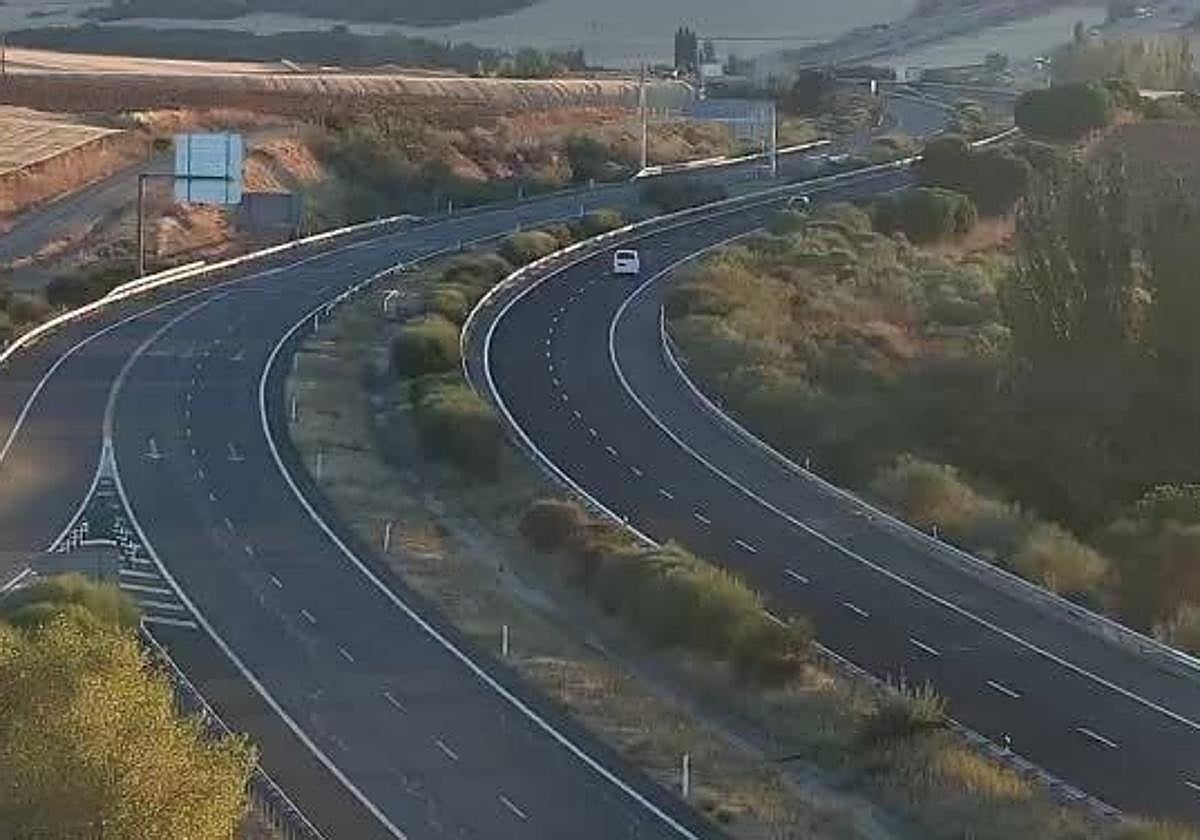 Estado de la A-62 a la altura de la localidad zamorana de Cañizal, este martes por la mañana.
