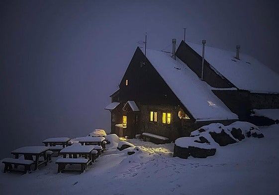 Nevada en Collado Jermoso.