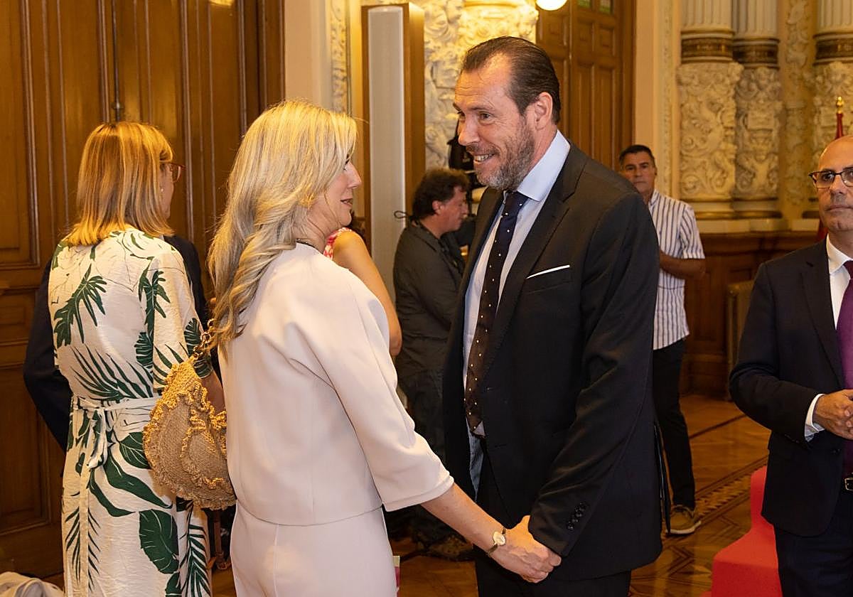 Irene Carvajal y Óscar Puente en una imagen de archivo.