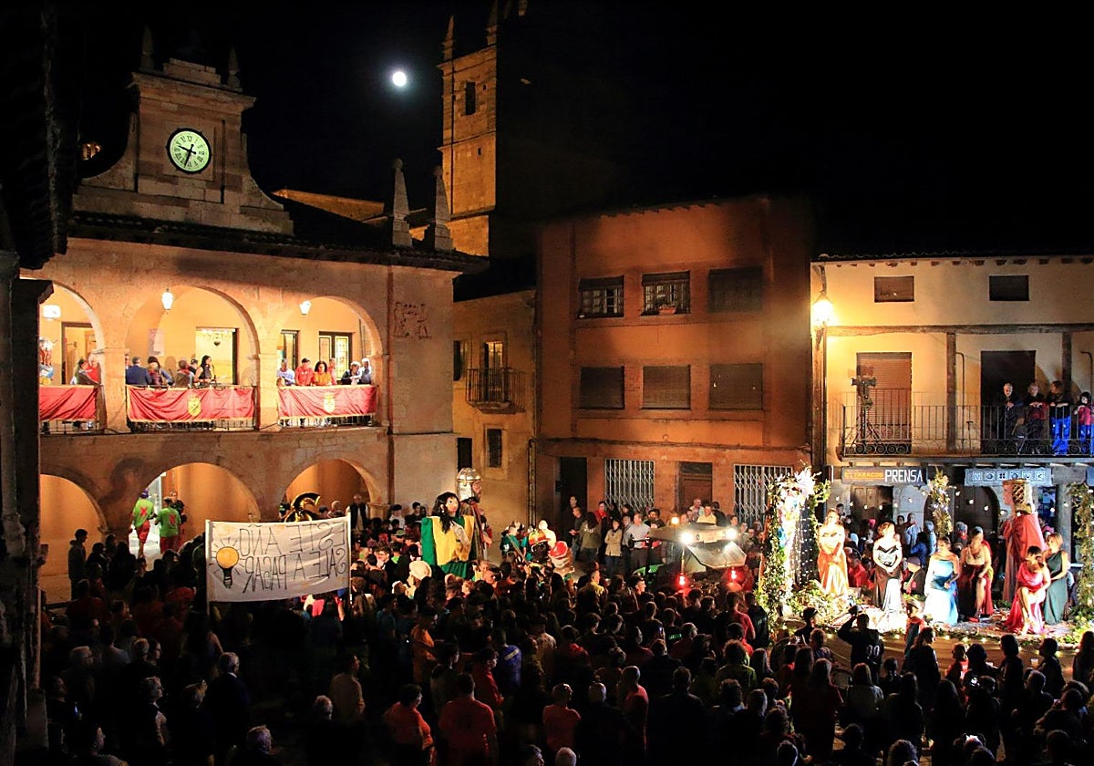 Apertura de las fiestas en Ayllón el año pasado