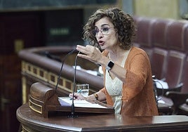 La vicepresidenta primera y ministra de Hacienda, María Jesús Montero.