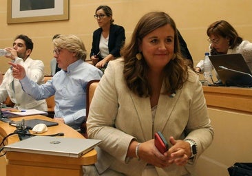La oposición tumba las tasas y pone contra las cuerdas a la edil Rosalía Serrano