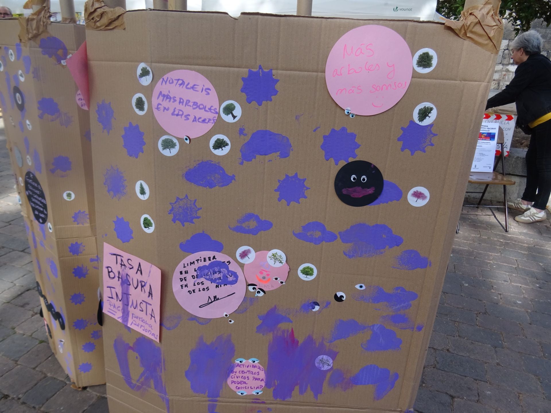 Día de los vecinos en la Plaza de la Universidad de Valladolid