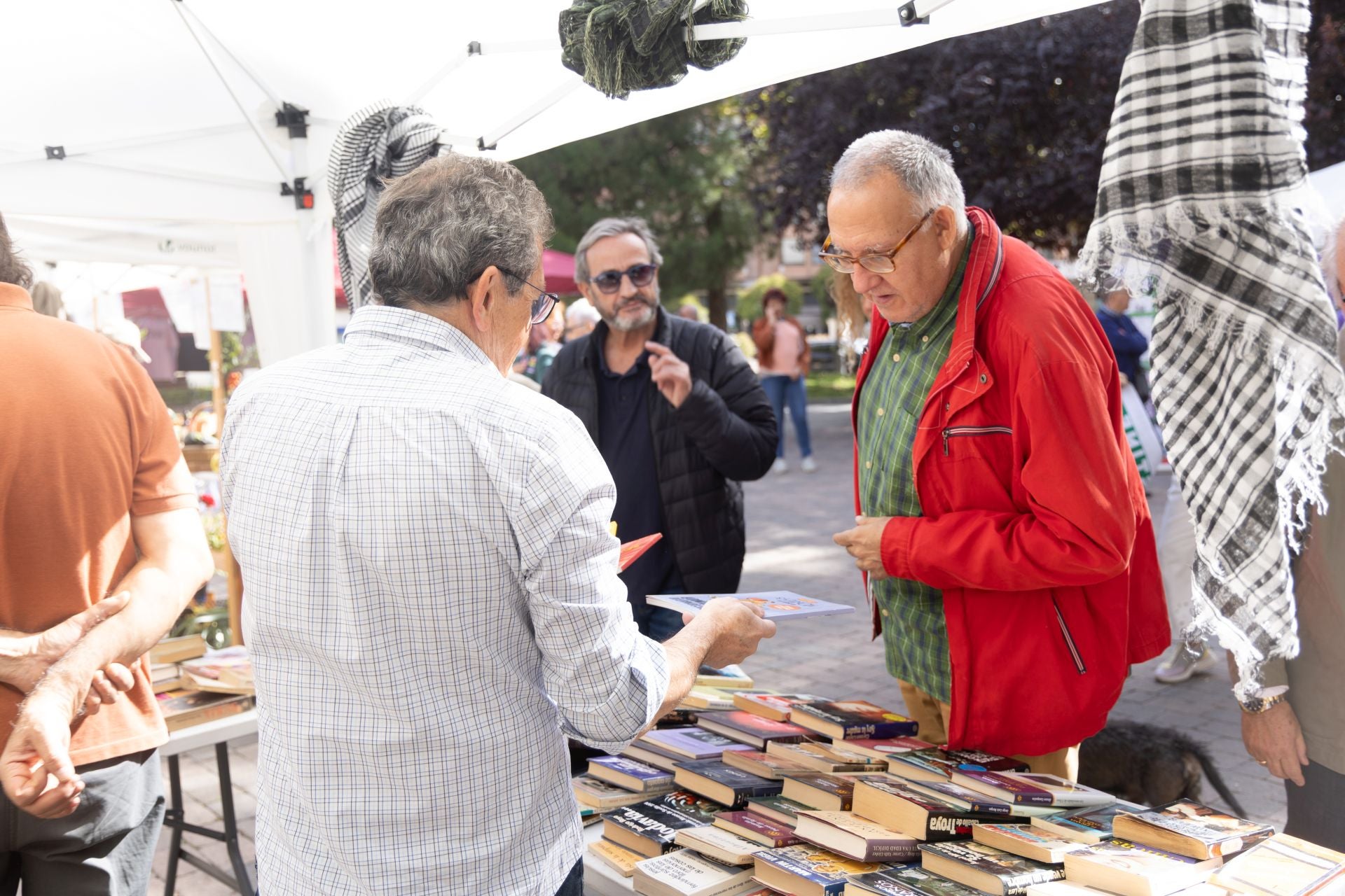 Día de los vecinos en la Plaza de la Universidad de Valladolid