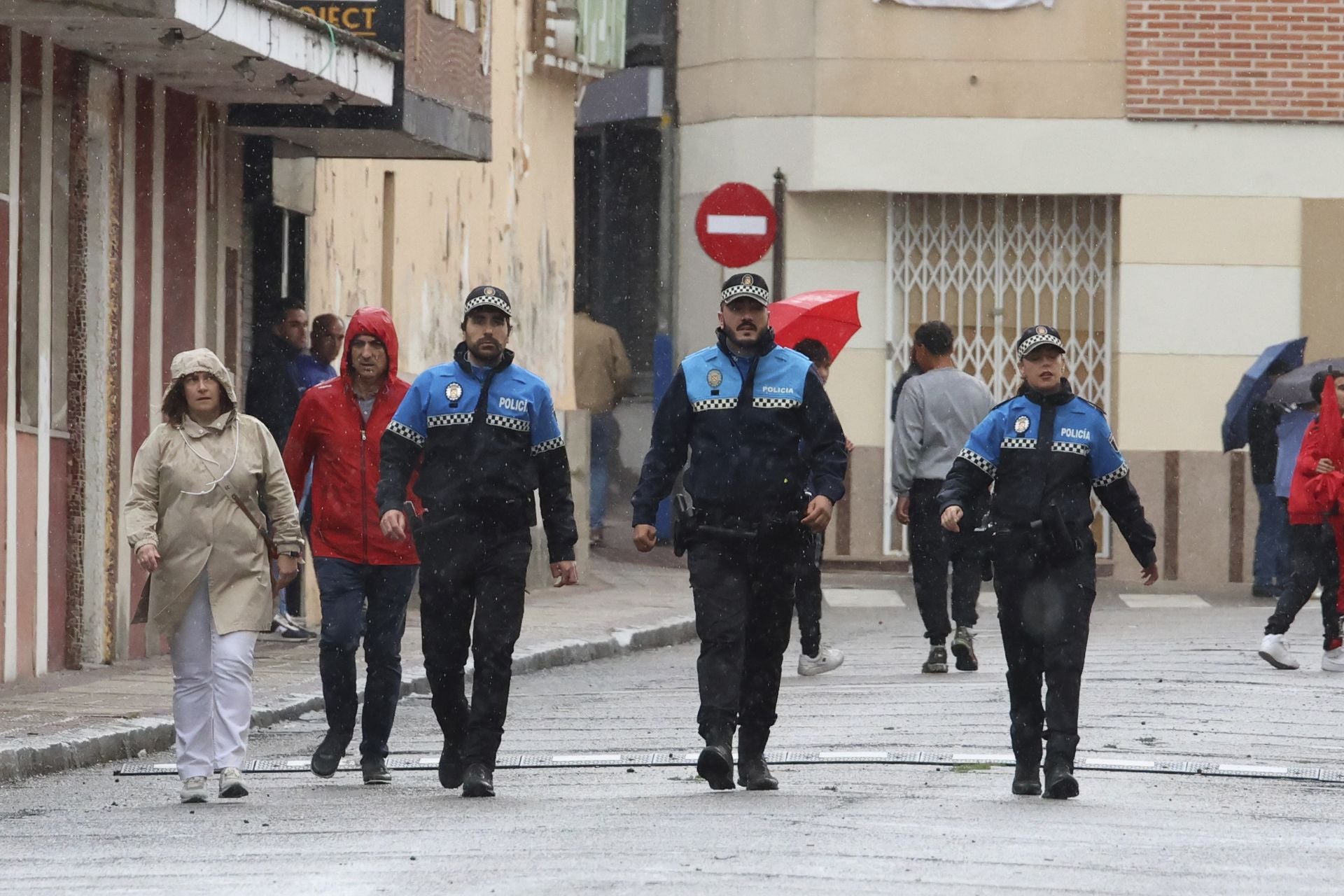 Las imágenes del encierro del domingo en las fiestas de Íscar