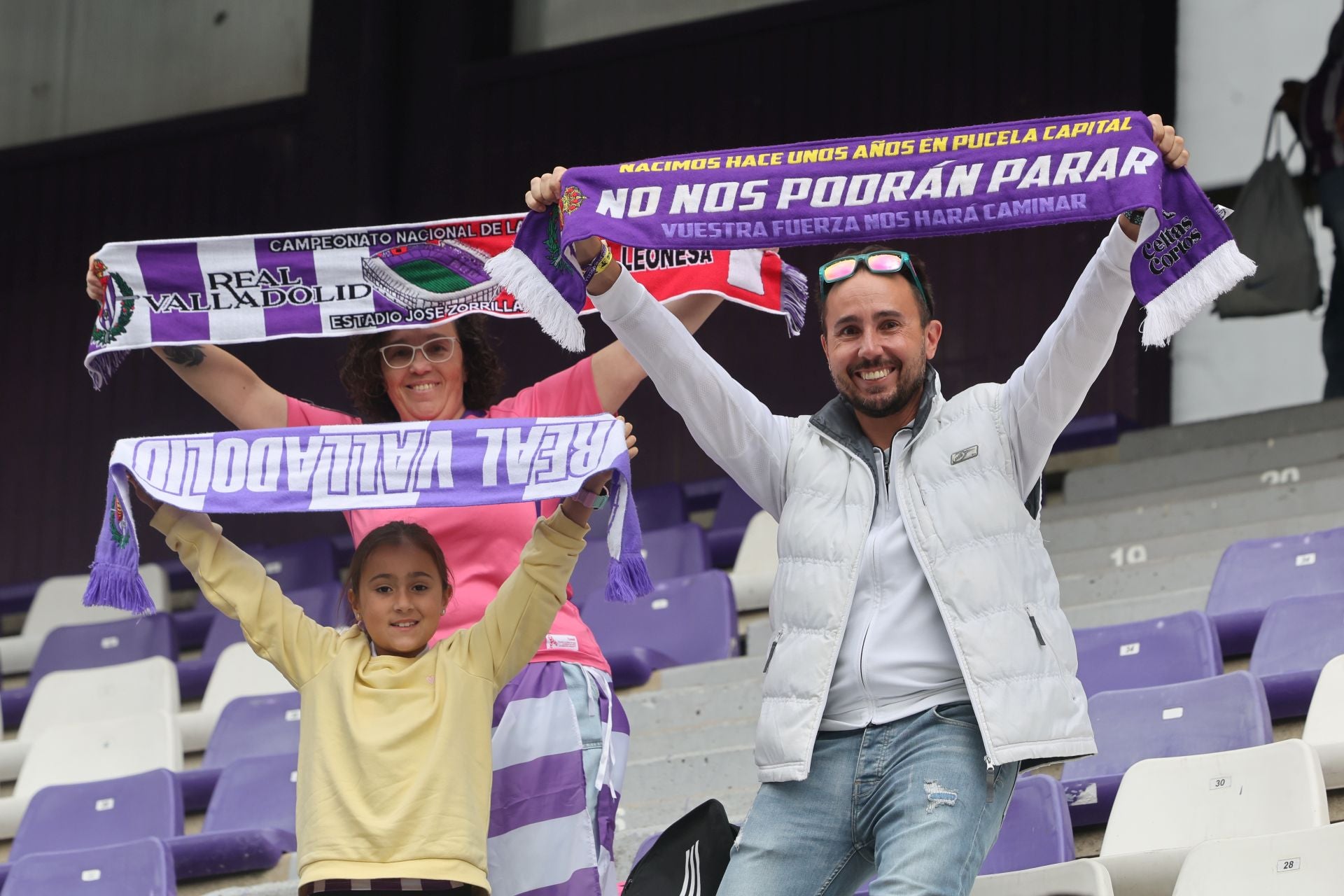 Búscate en la grada del Real Valladolid-Cultural Leonesa 2/4