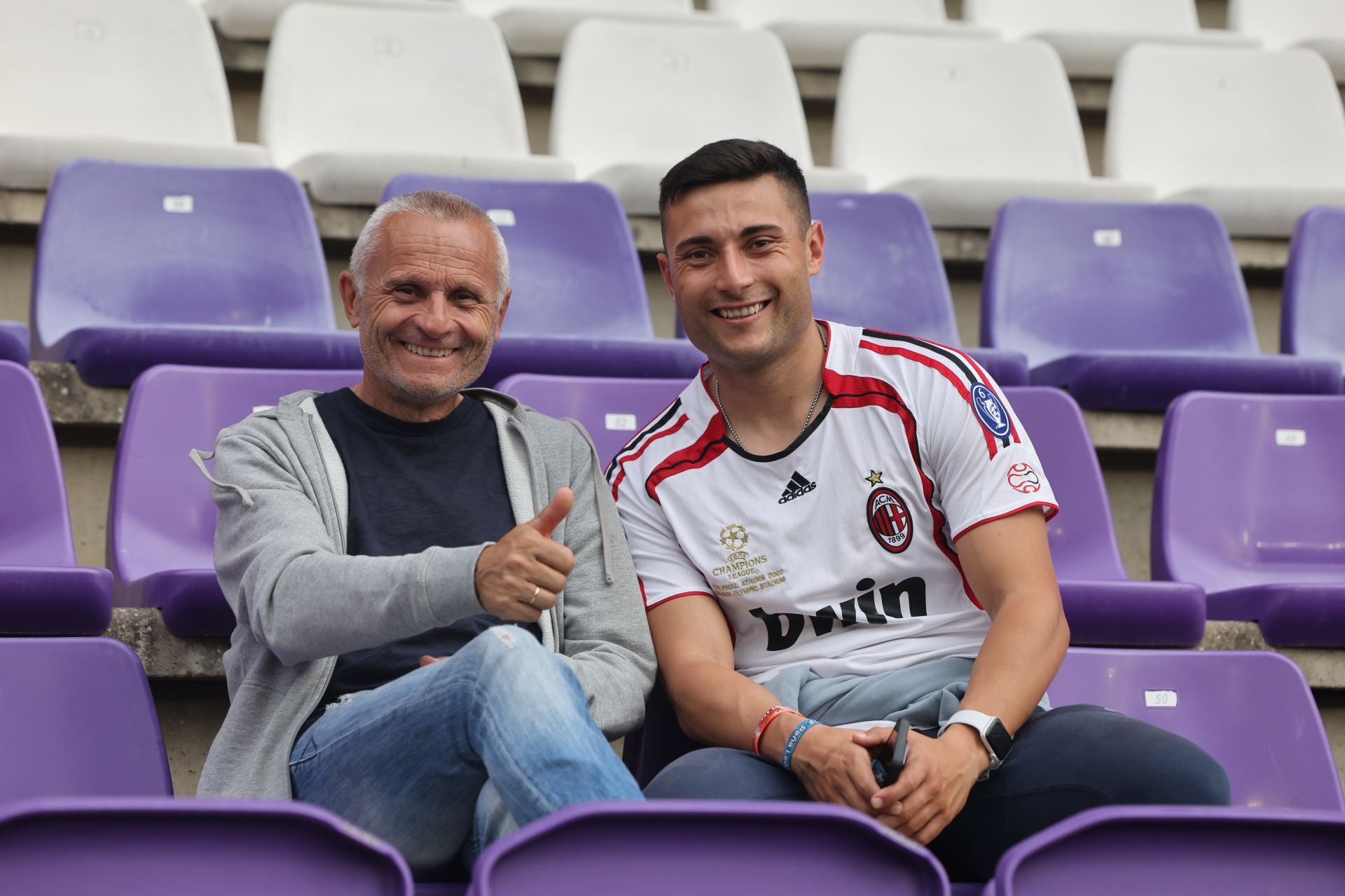 Búscate en la grada del Real Valladolid-Cultural Leonesa 2/4