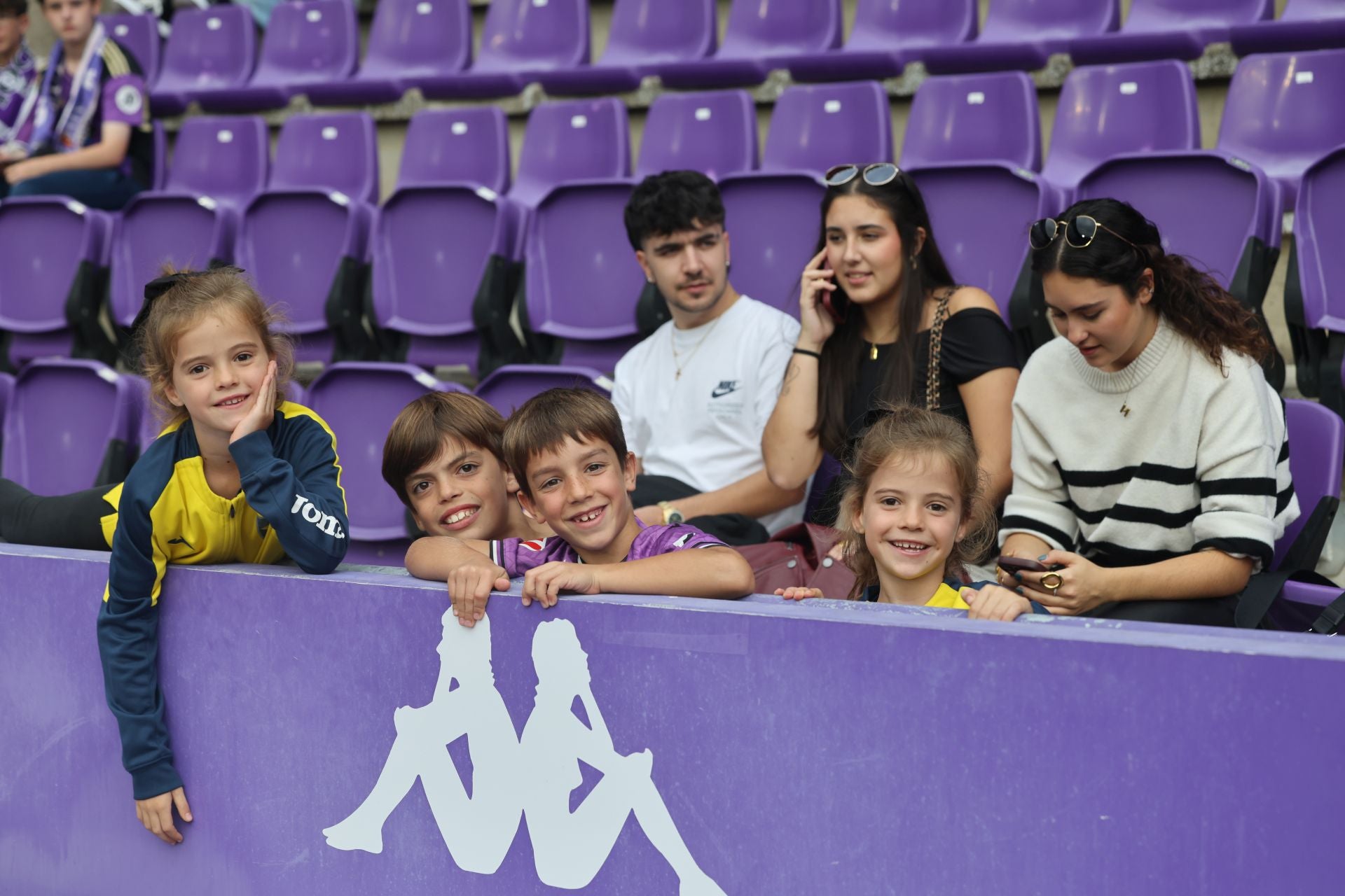Búscate en la grada del Real Valladolid-Cultural Leonesa 3/4