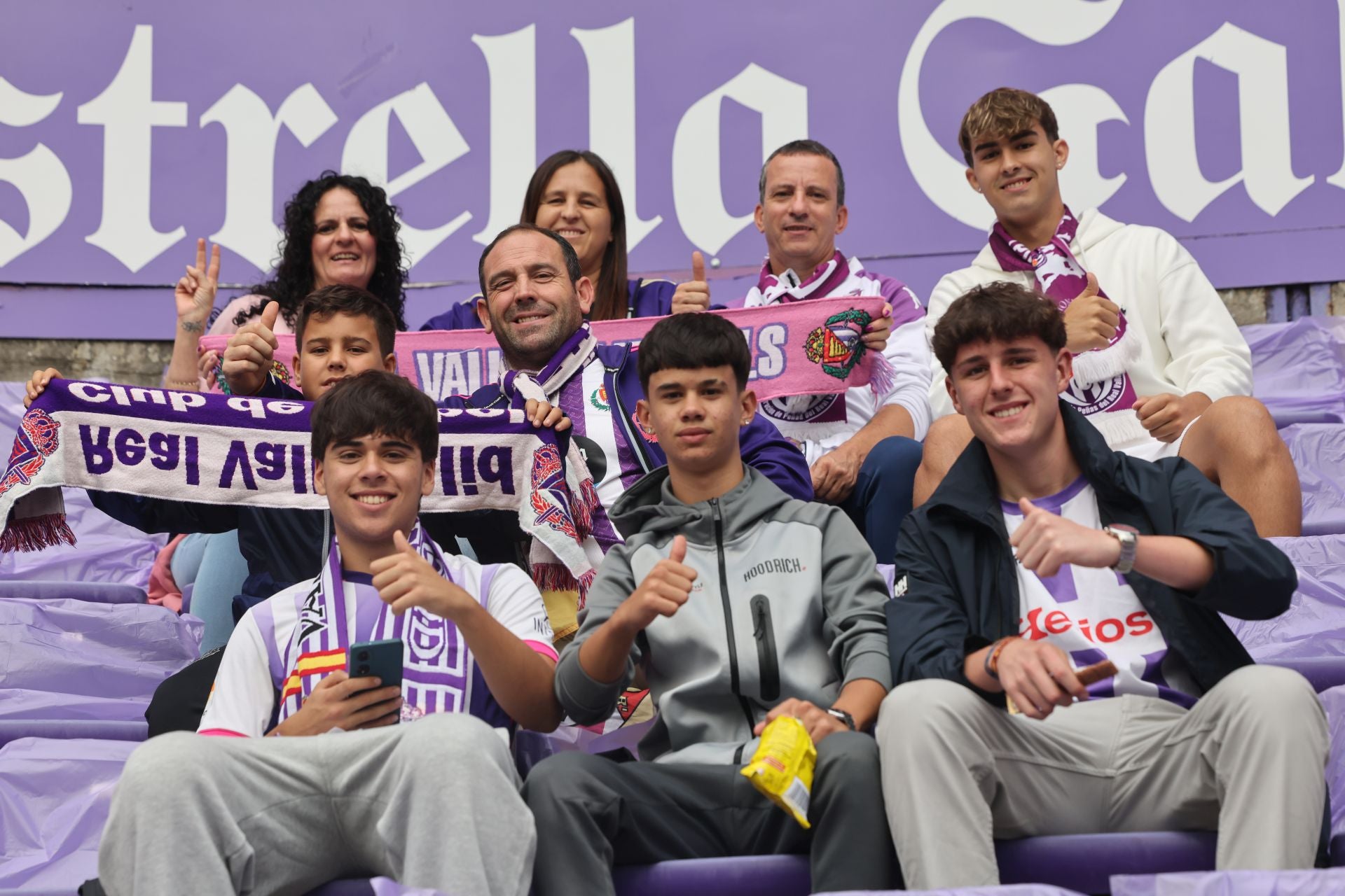 Búscate en la grada del Real Valladolid-Cultural Leonesa 3/4