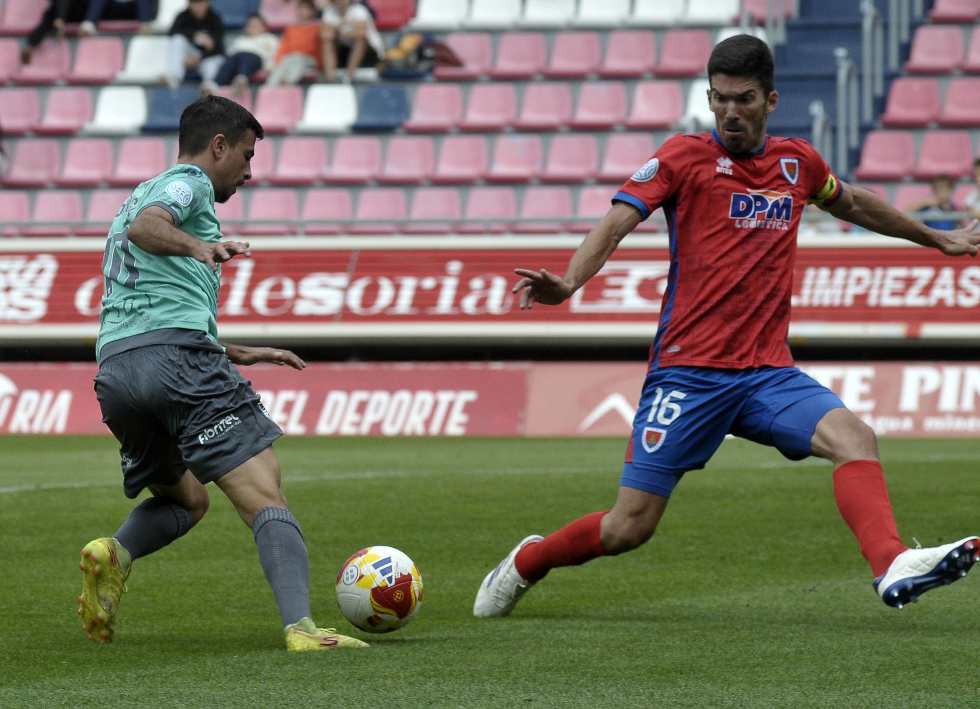La derrota de la Segoviana en Soria, en imágenes