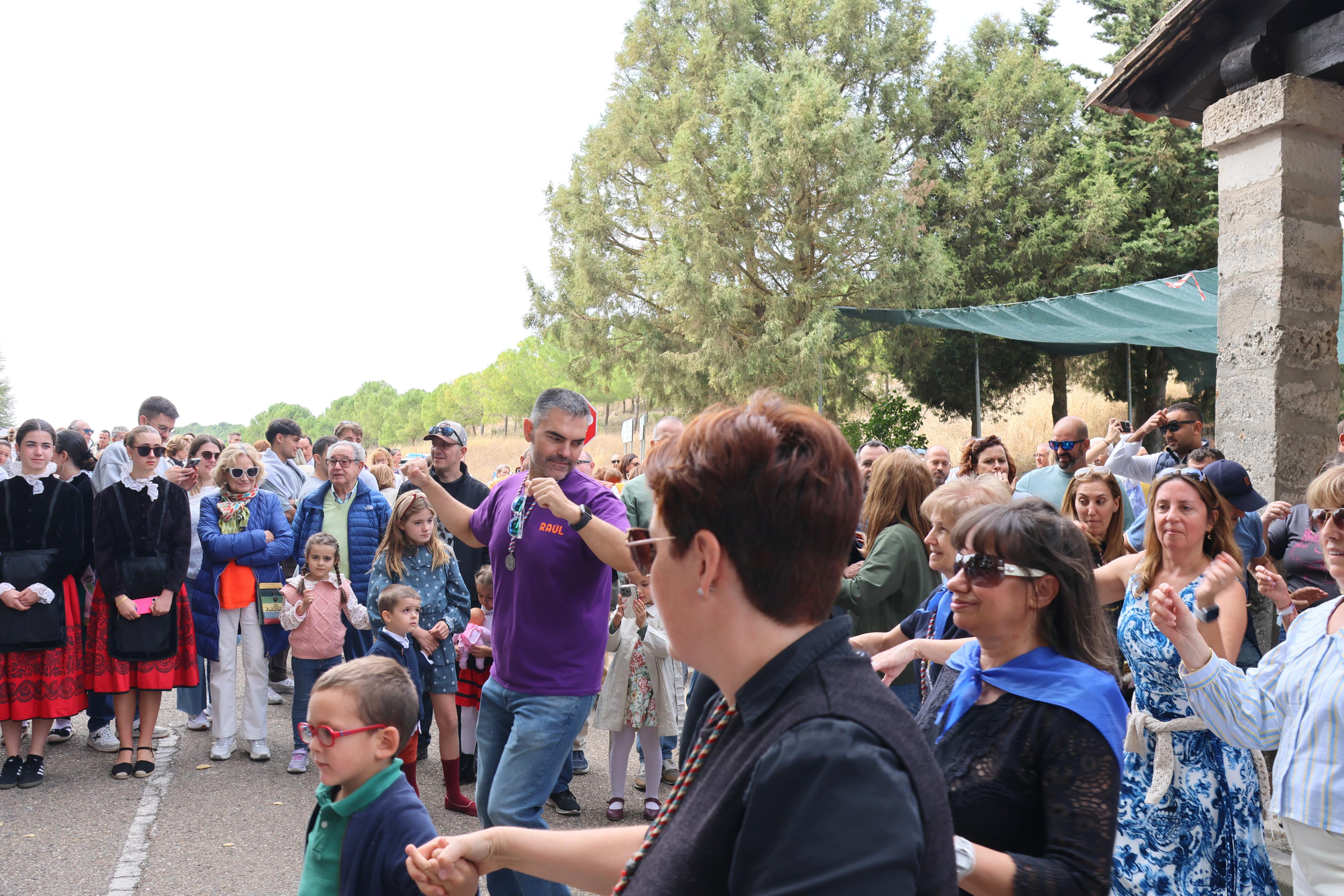 Antigüedad se rinde a la Virgen de Garón