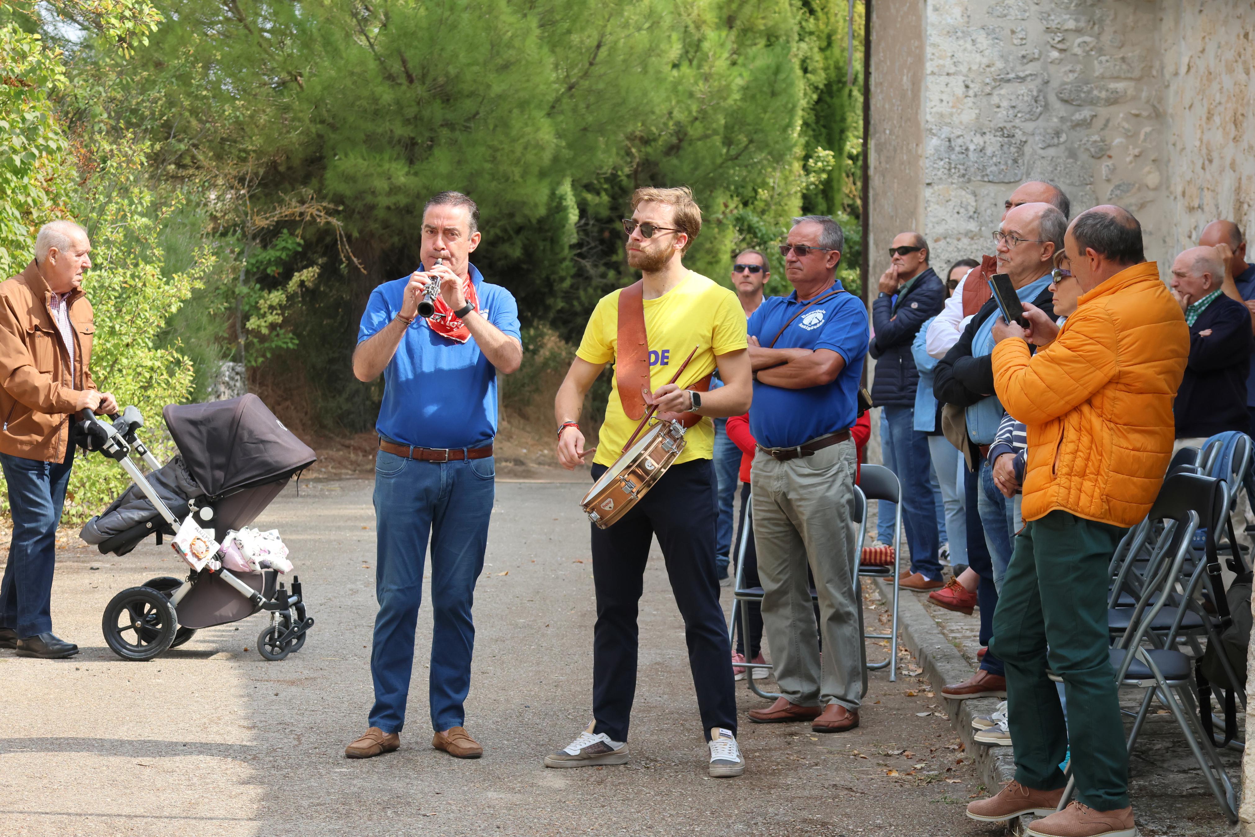 Antigüedad se rinde a la Virgen de Garón