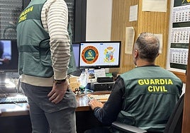Agentes de la Guardia Civil.