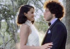 Selena Gómez con Benny Blanco, el día de su boda.
