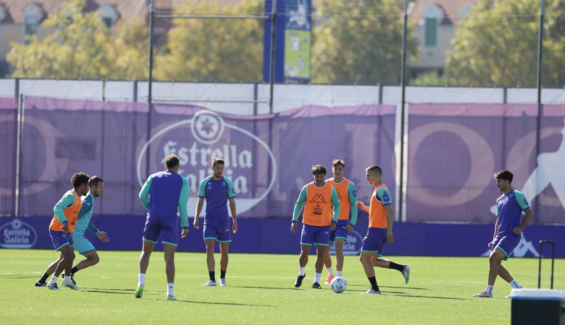 El entrenamiento tras la derrota ante la Cultural, en imágenes