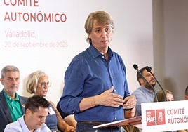 Carlos Martínez ante el comité autonómico por el inicio del proceso de primarias, el pasado 20 de septiembre.
