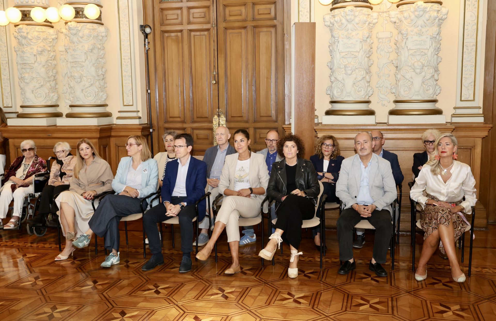El homenaje a los centenarios de Valladolid, en imágenes