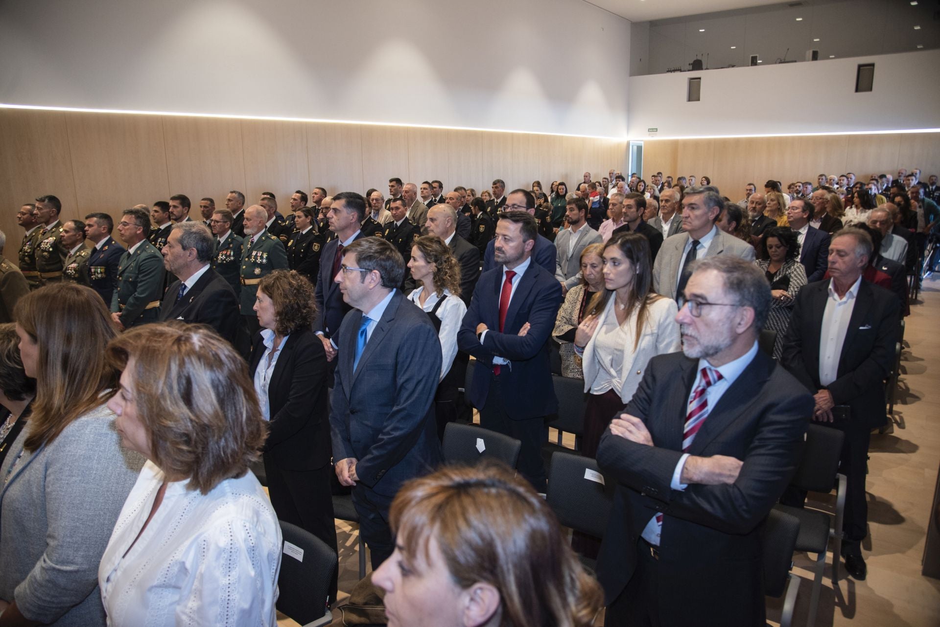 Segovia arropa a la Policía Nacional en su festividad