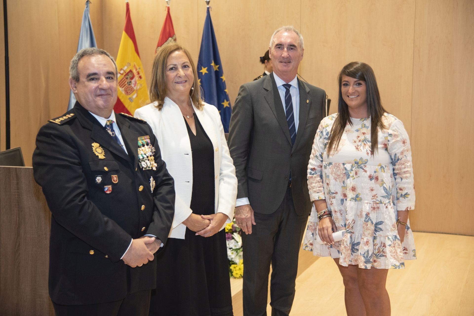 Segovia arropa a la Policía Nacional en su festividad