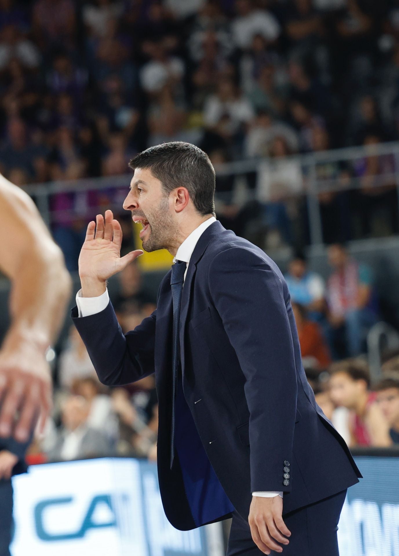 Primera victoria en casa