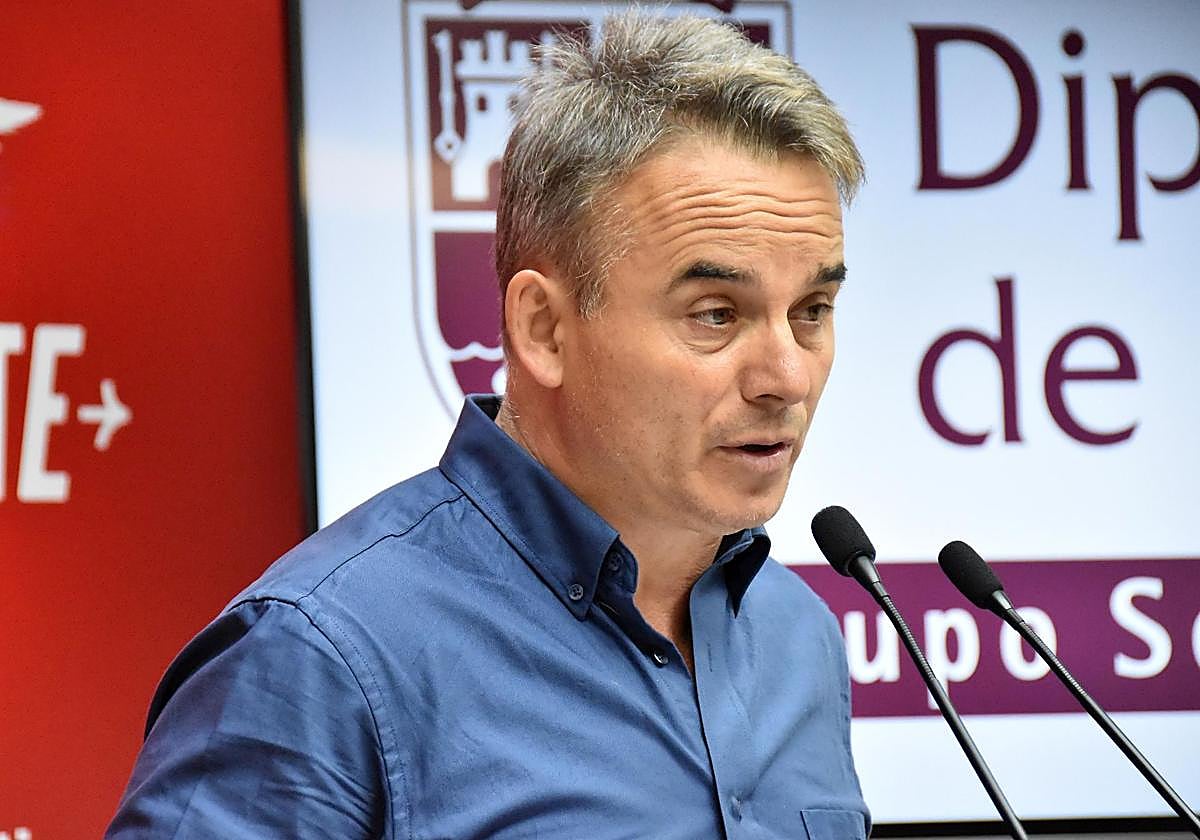 Comparecencia del portavoz socialista en la Diputación de Segovia, Máximo San Macario.