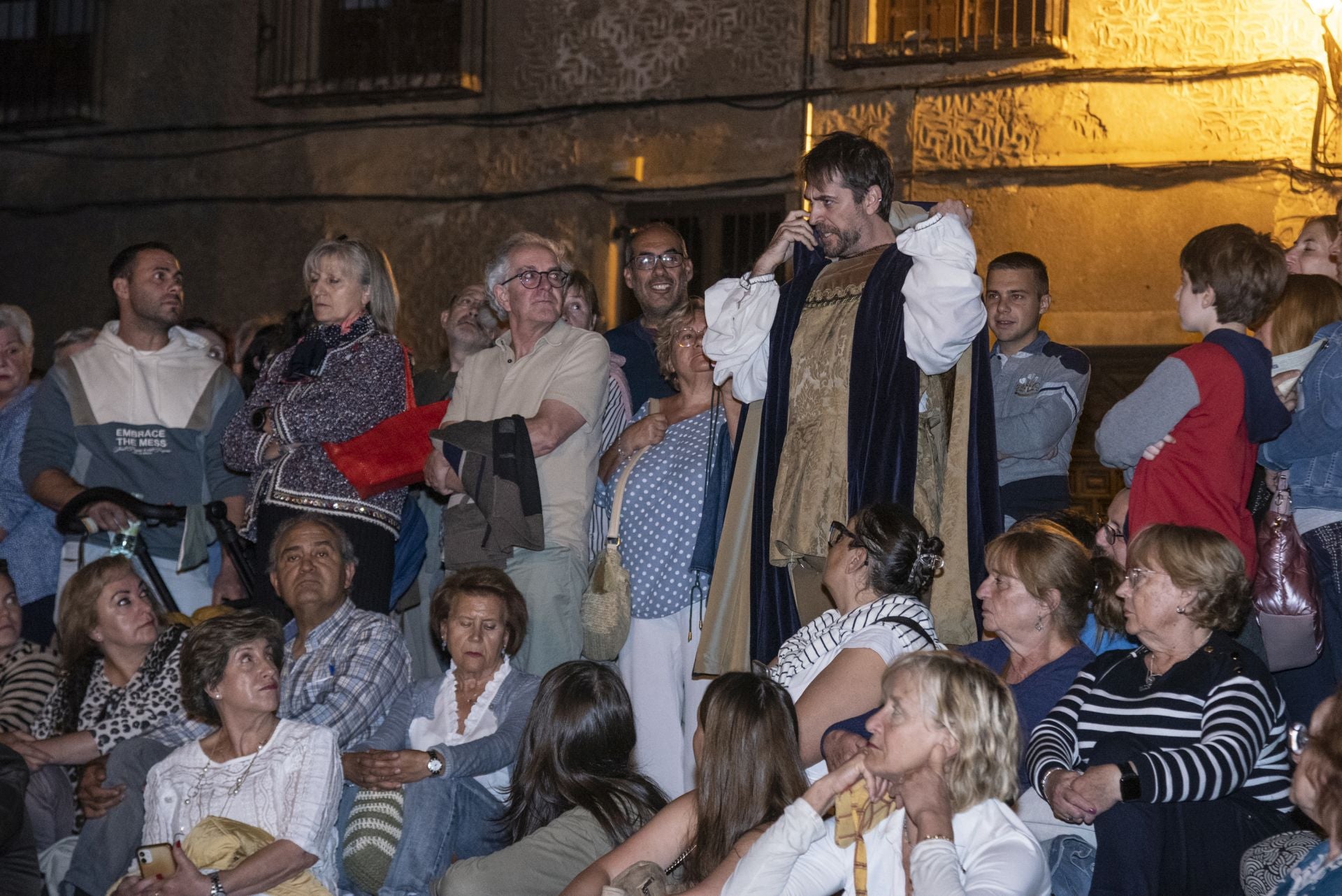 Las horas previas a la proclamación de Isabel, en imágenes