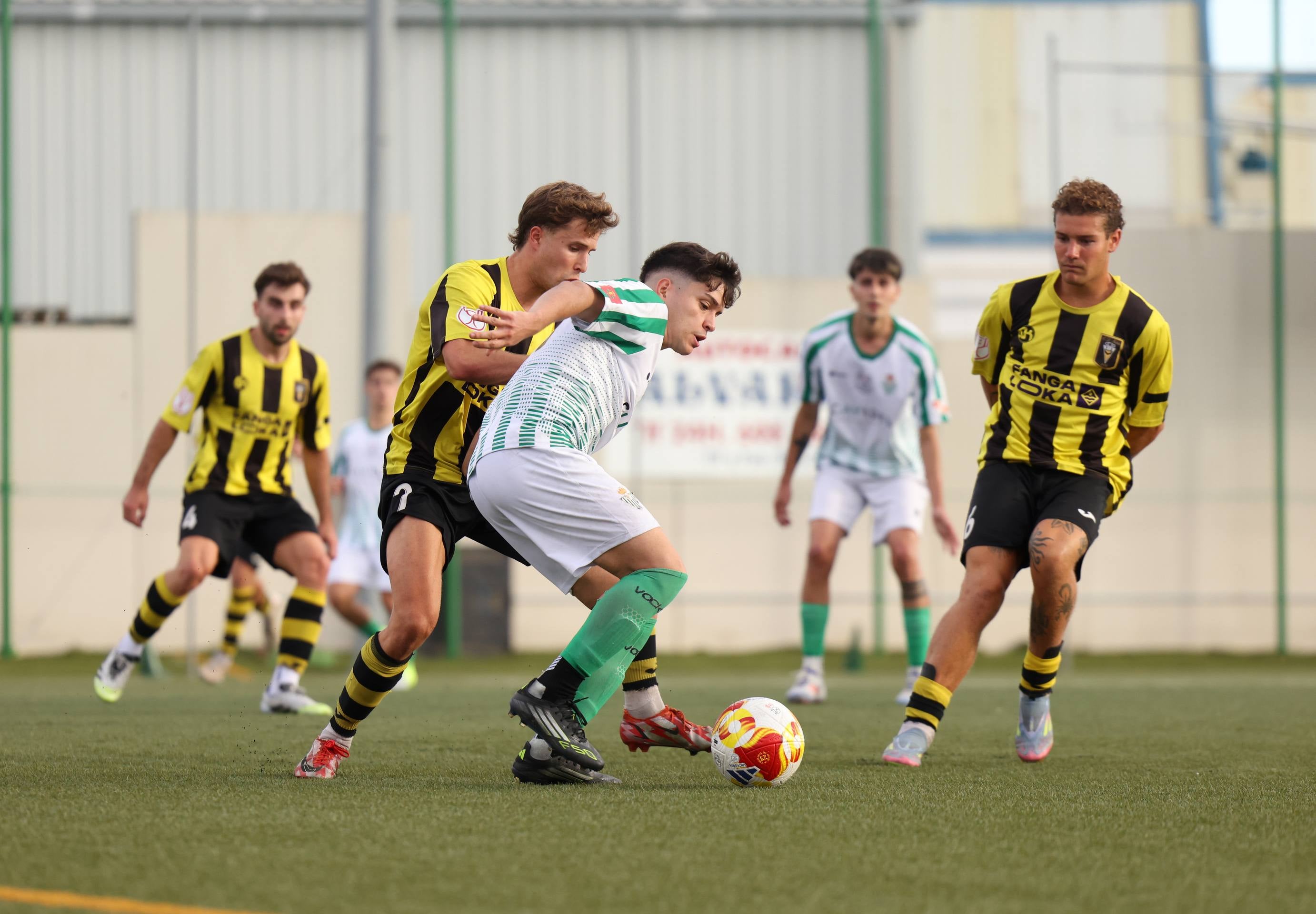 La derrota del Betis ante el Getxo, en imágenes