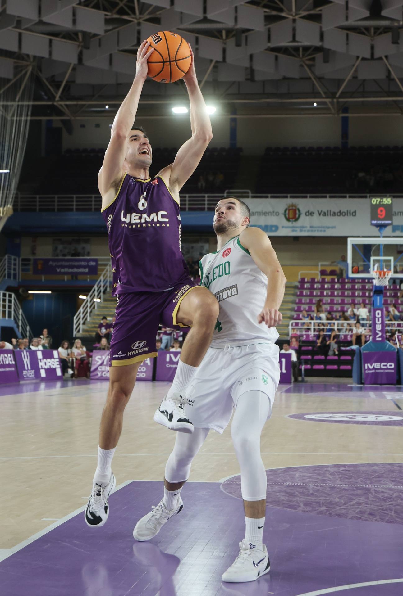 La primera victoria del UEMC Ciudad de Valladolid, en imágenes