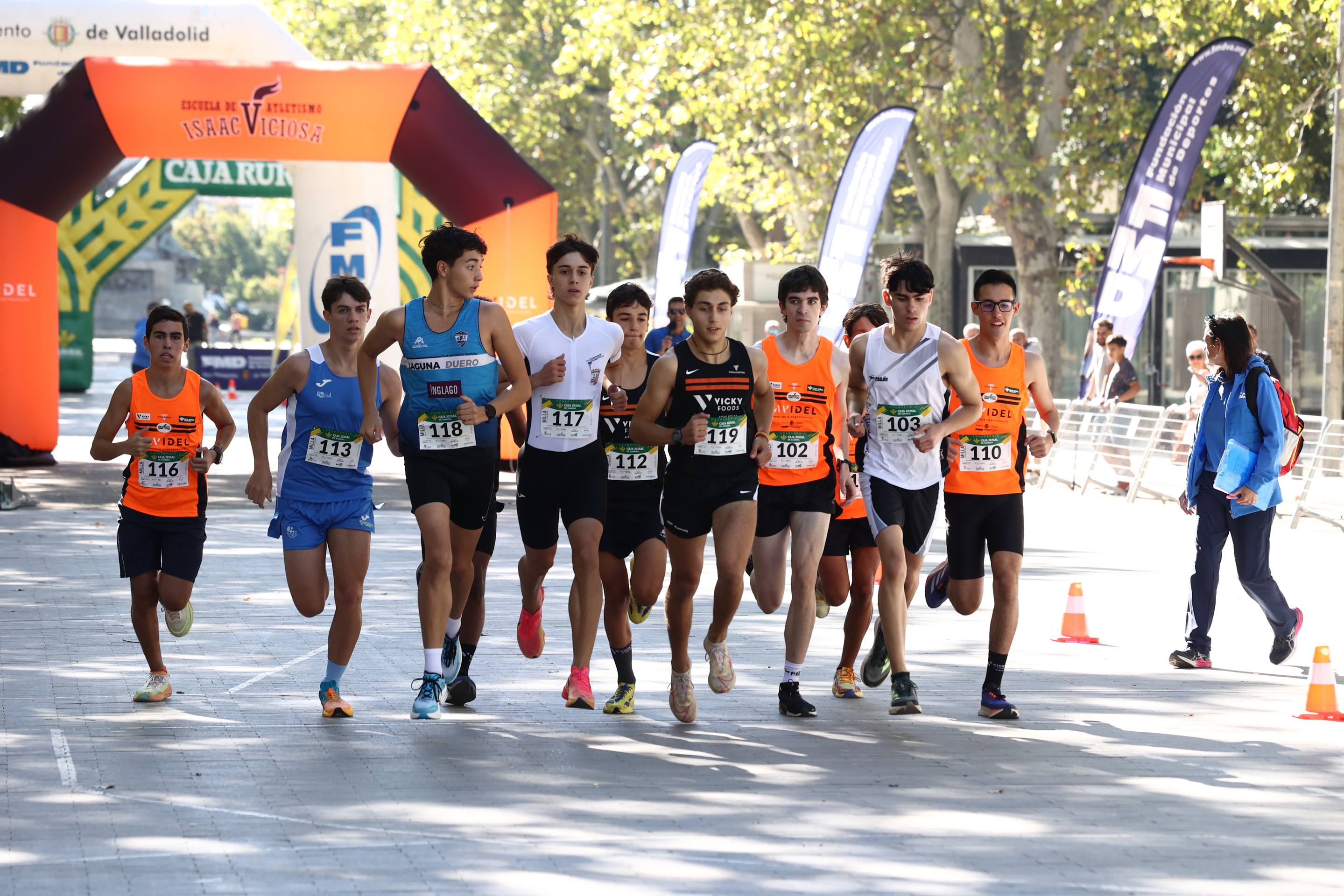 Carlos Sáez y Maria Viciosa, vencedores de la XIX Milla Urbana de Valladolid