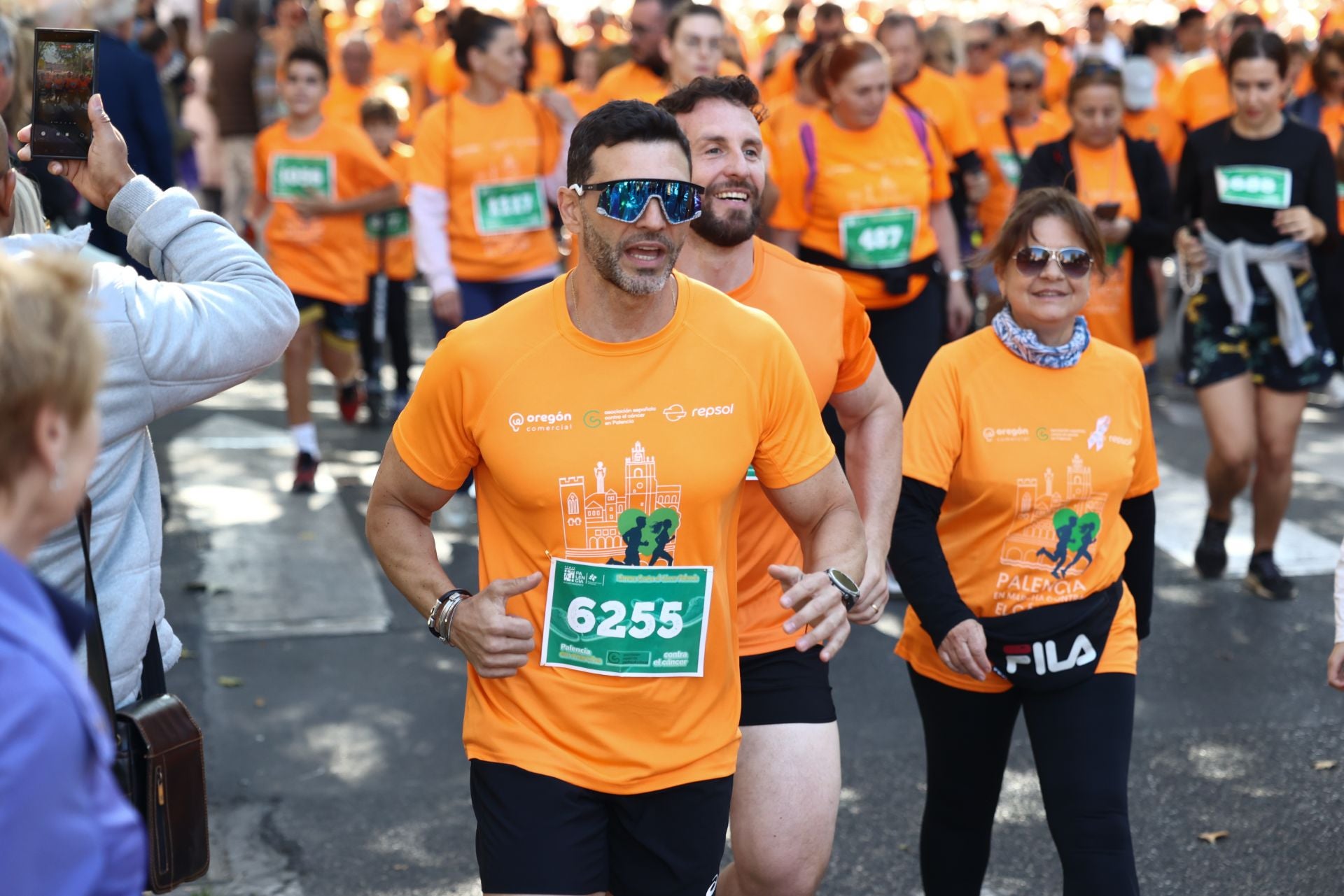 Las imágenes de la carrera contra el cáncer de Palencia