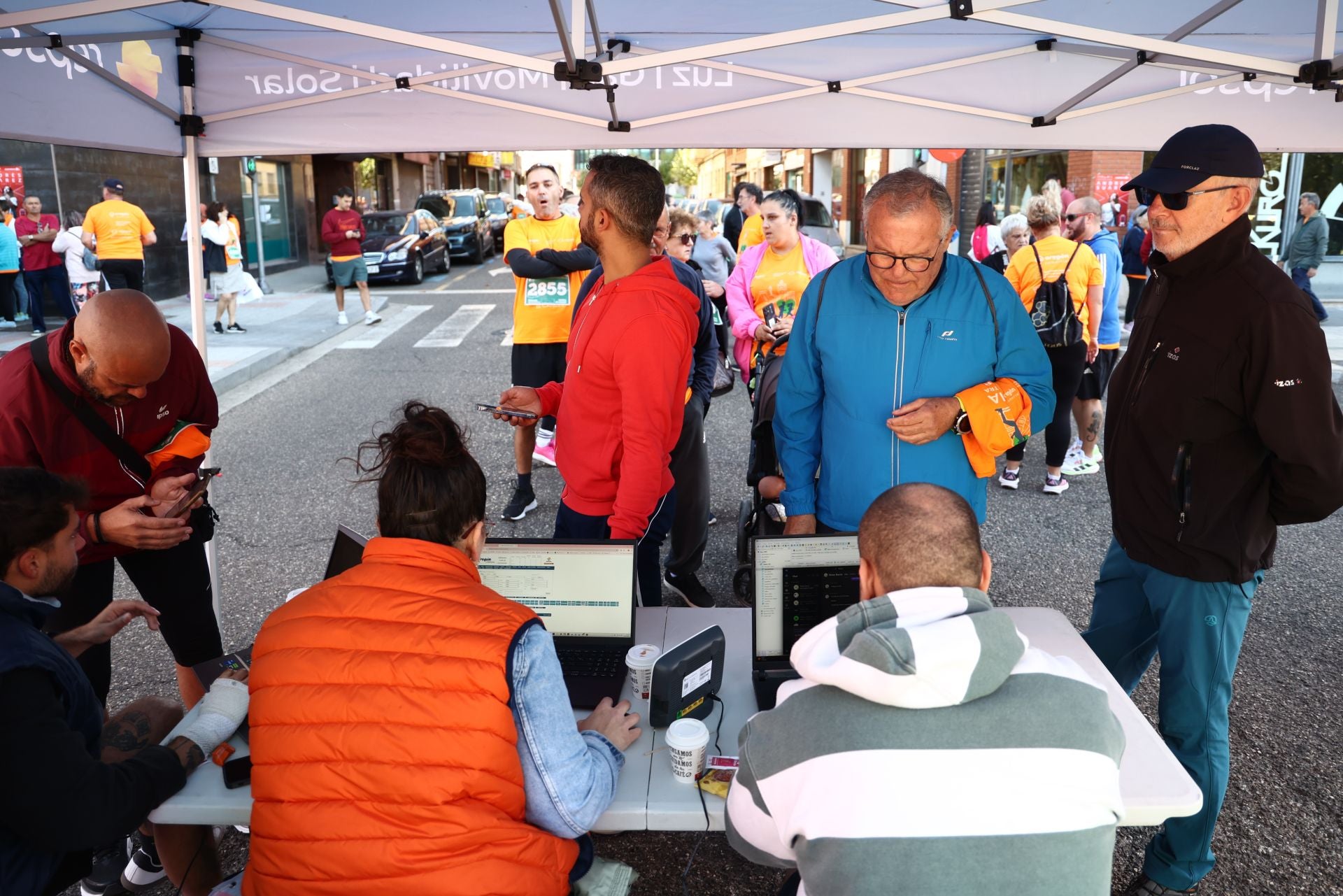 Las imágenes de la carrera contra el cáncer de Palencia