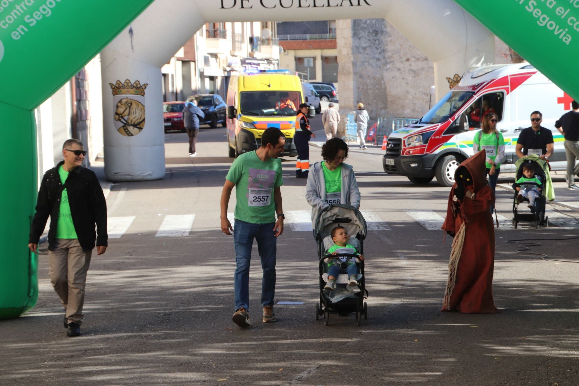 Fotografías de la marcha contra el cáncer en Cuéllar
