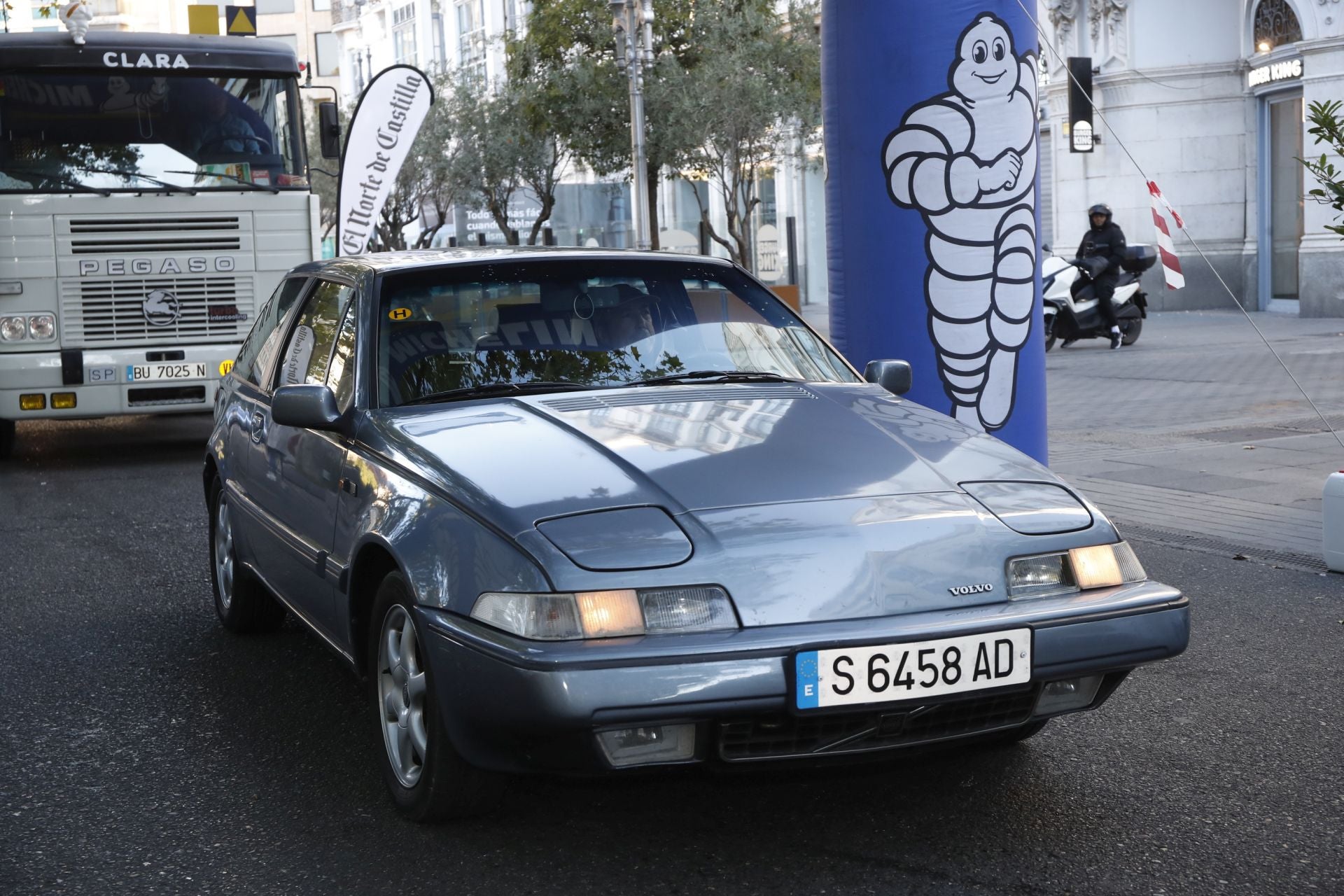 Búscate entre los participantes de Valladolid Motor Vintage (1/12)