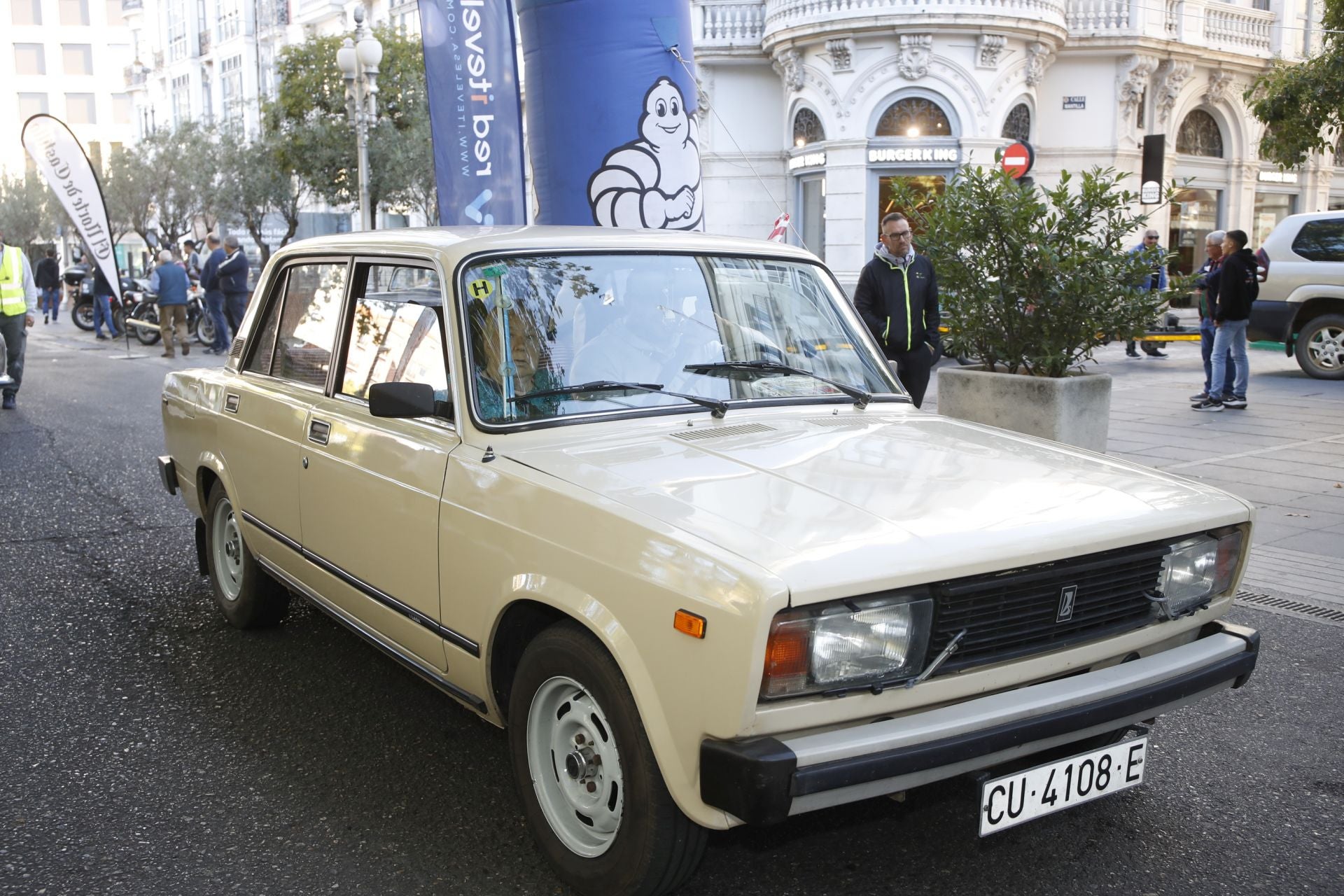 Búscate entre los participantes del Valladolid Motor Vintage (12/12)