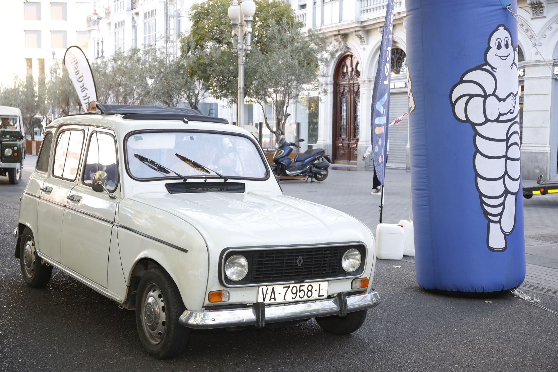 Búscate entre los participantes del Valladolid Motor Vintage (12/12)