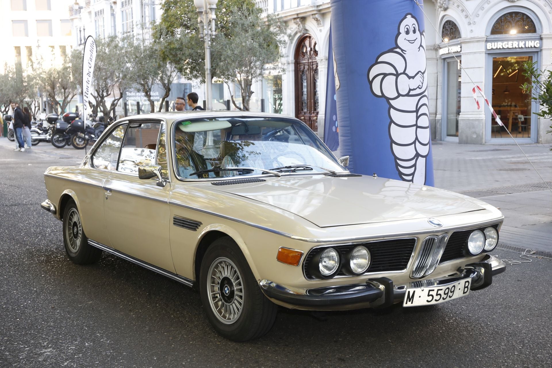 Búscate entre los participantes del Valladolid Motor Vintage (12/12)