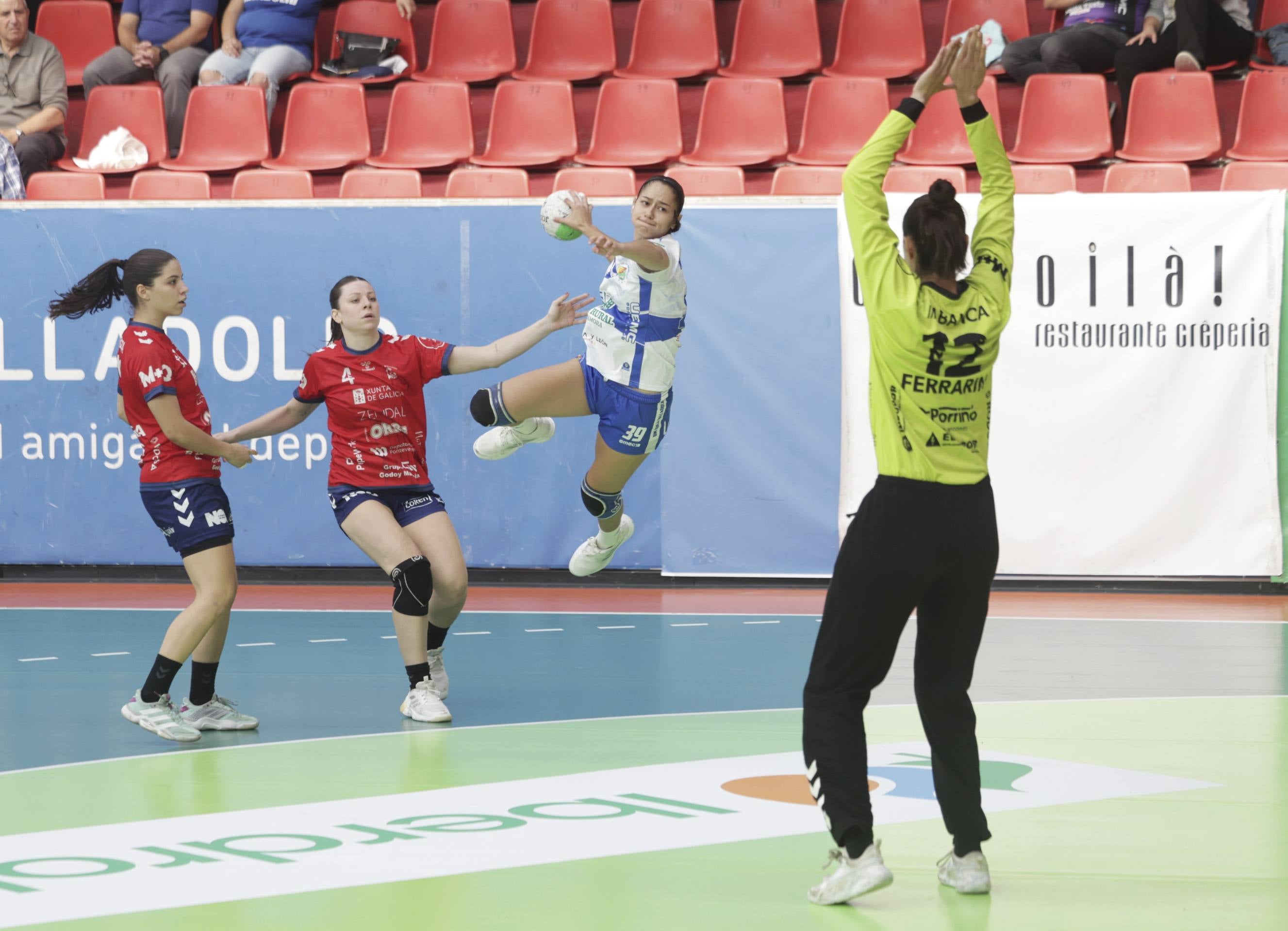 La derrota del Aula ante Porrino, en imágenes