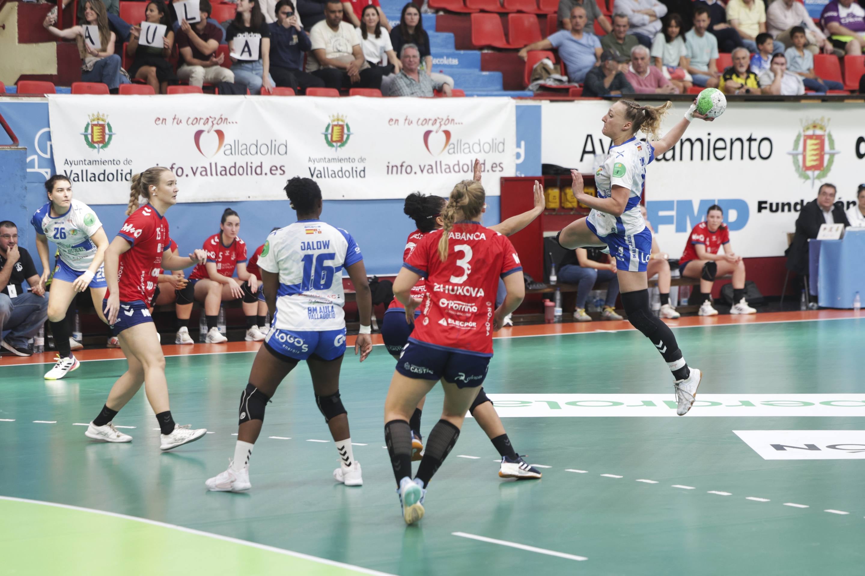 La derrota del Aula ante Porrino, en imágenes