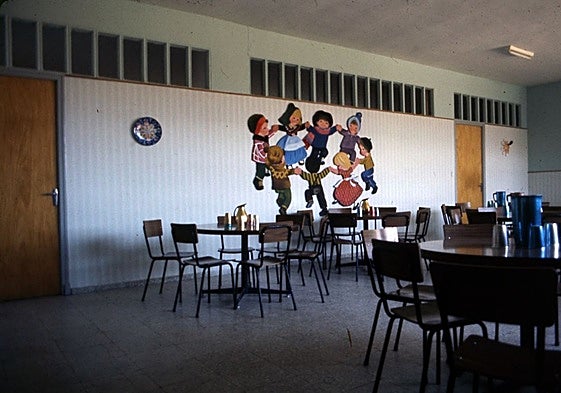 Comedor de la guardería infantil del Barrio Belén en 1972.