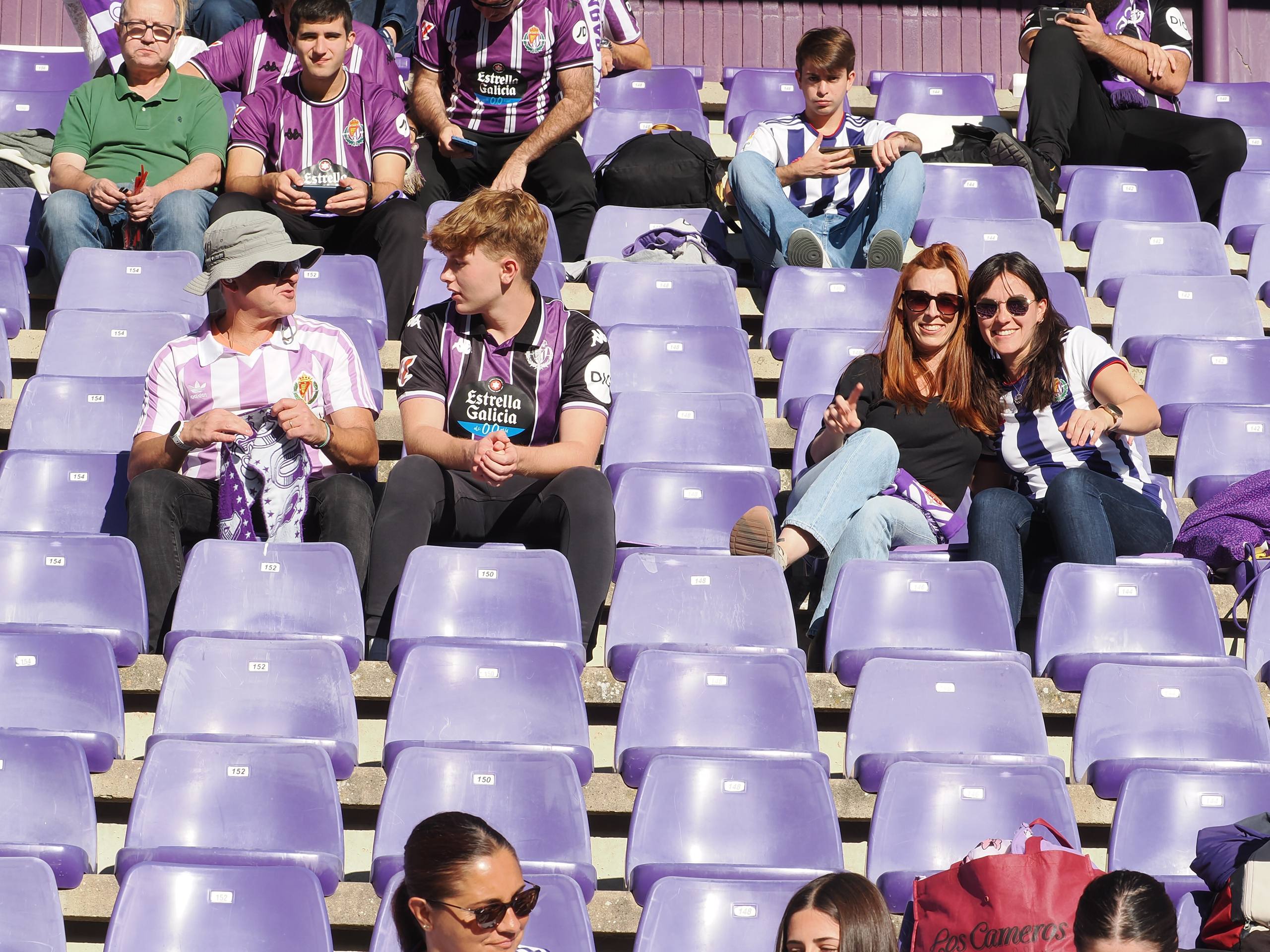 Búscate en la grada del José Zorrilla (2/4)