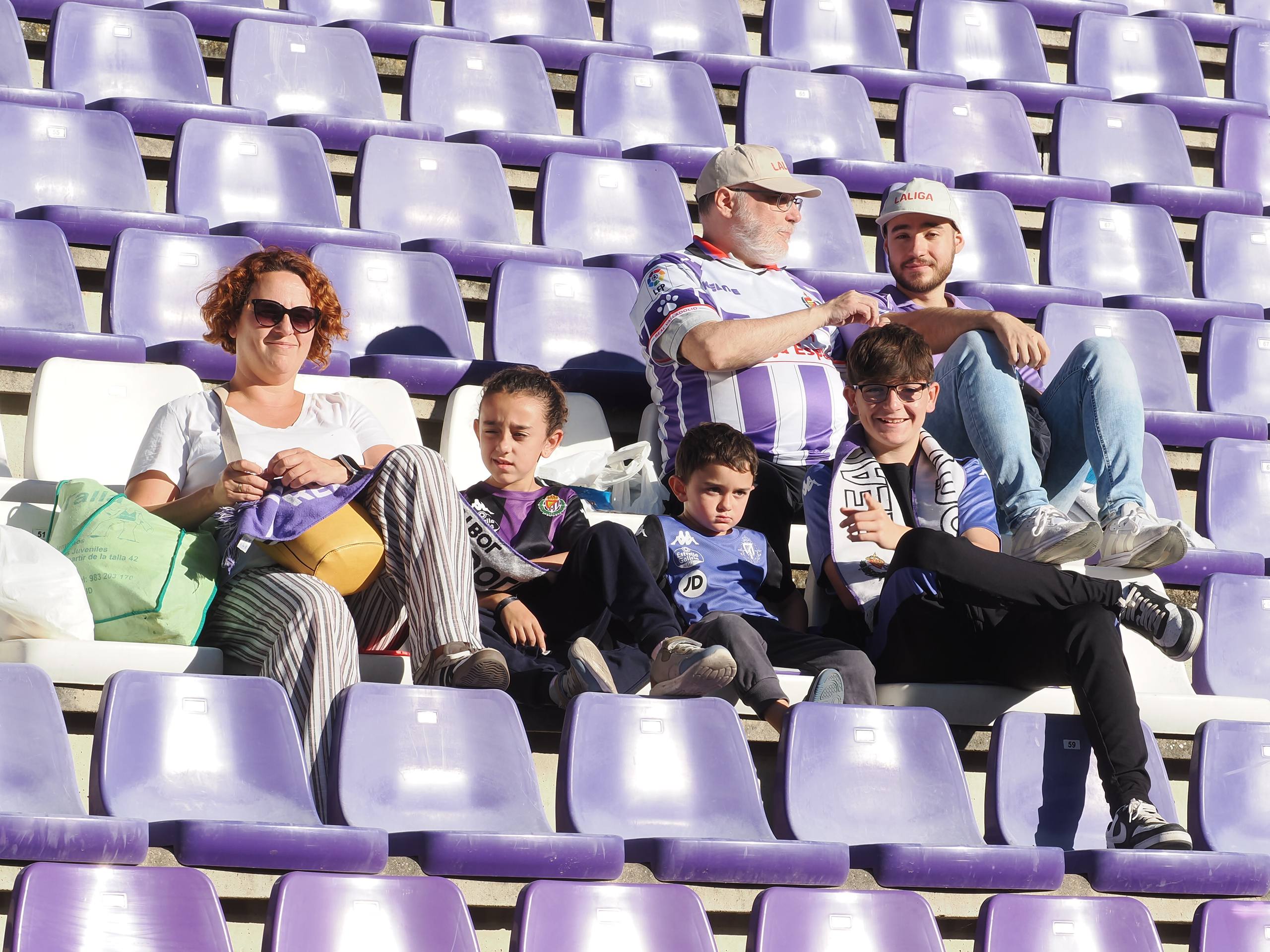 Búscate en la grada del José Zorrilla (3/4)