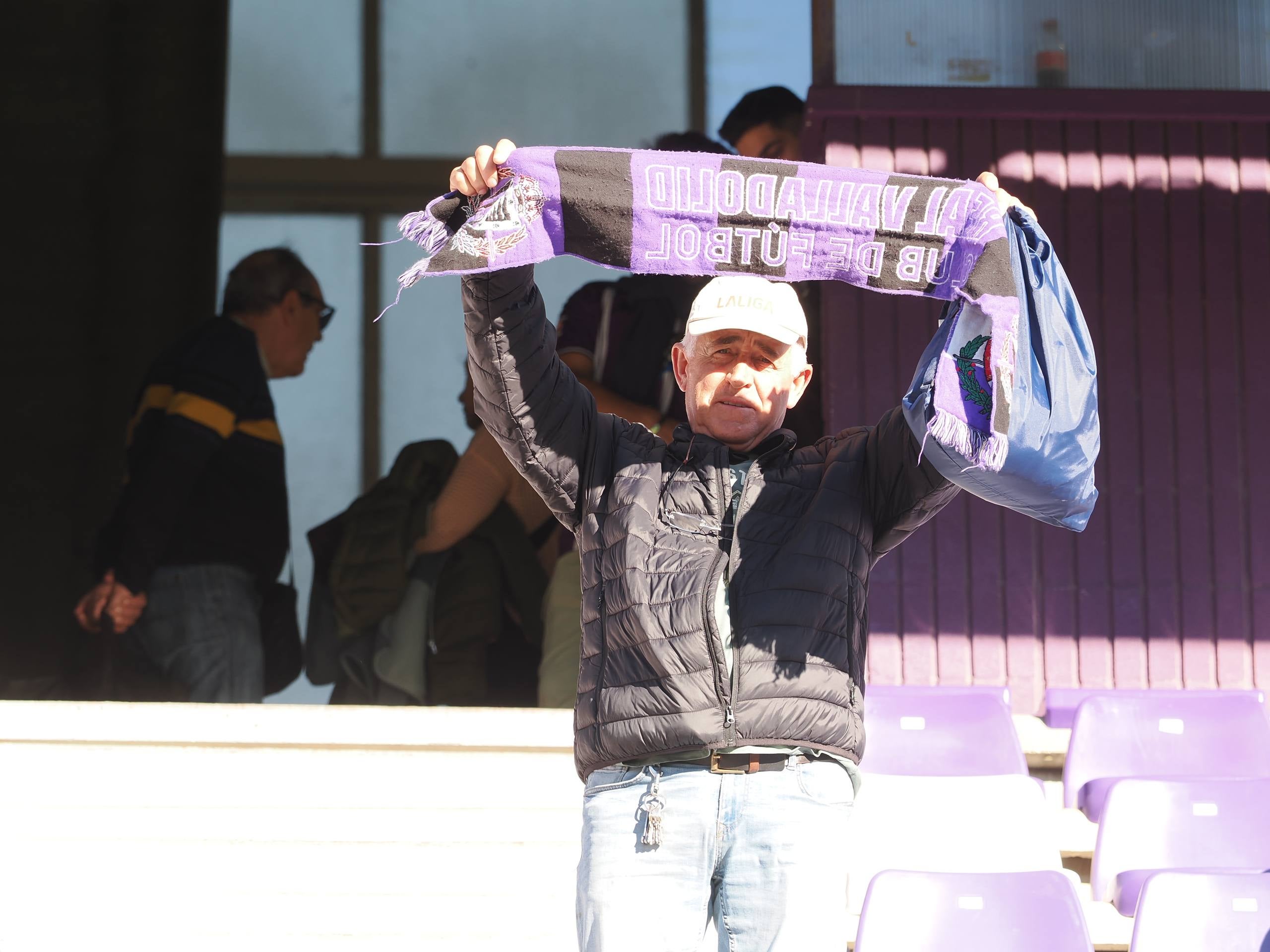 Búscate en la grada del José Zorrilla (3/4)