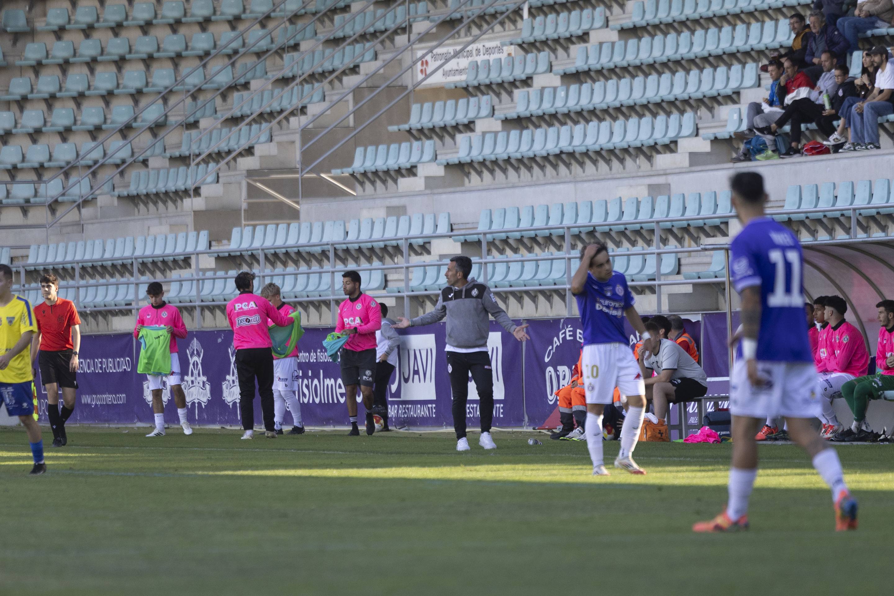 Las imágenes de la derrota del Palencia Cristo ante el Mansillés