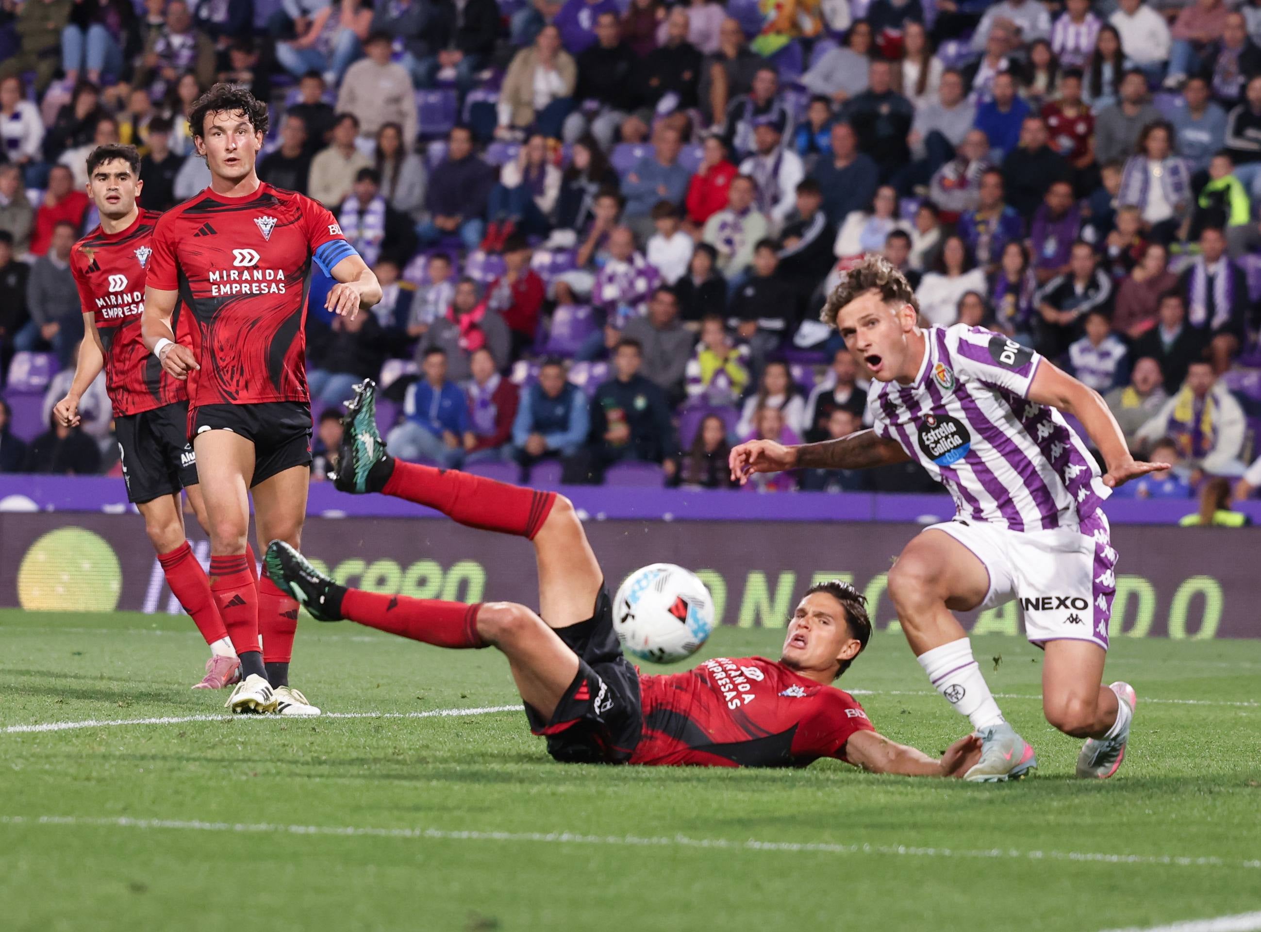 Las imágenes del empate del Real Valladolid-Mirandés