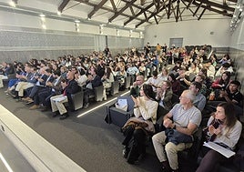 Participantes en el encuentro sobre el valor del agua.