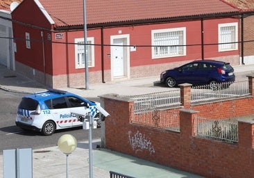 Localizan en Palencia a un cachorro de perro en el maletero de un coche sin agua ni comida